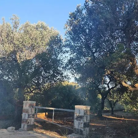Lamia Giulia Nyaraló Ostuni