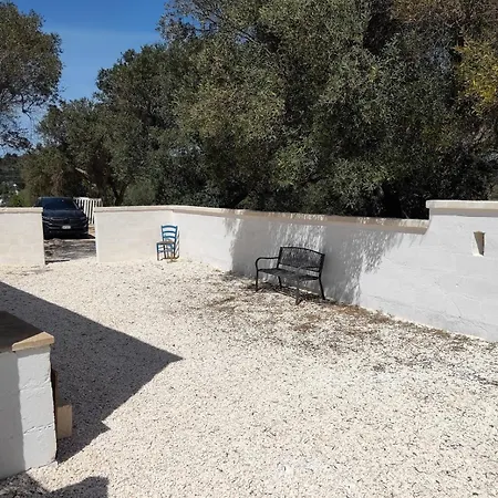 Lamia Giulia Nyaraló